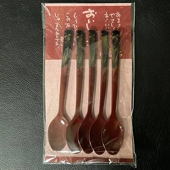 赤と黒の漆器カップとスプーンセット 輪島塗本舗　福忠　能登輪島 ［新品·未使用] 赤と黒の漆器カップとスプーンセット 輪島塗本舗 福忠 能登輪島